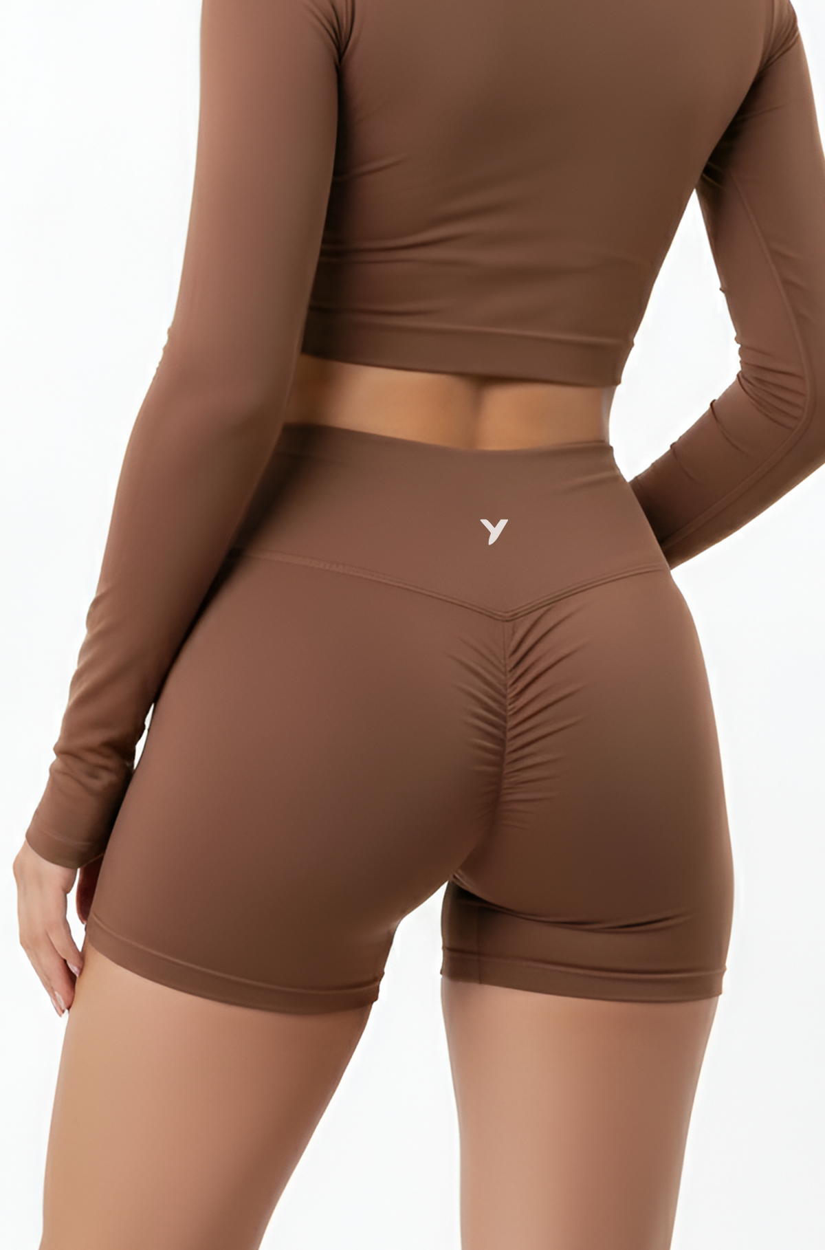 Uzume Scrunch Shorts Brown