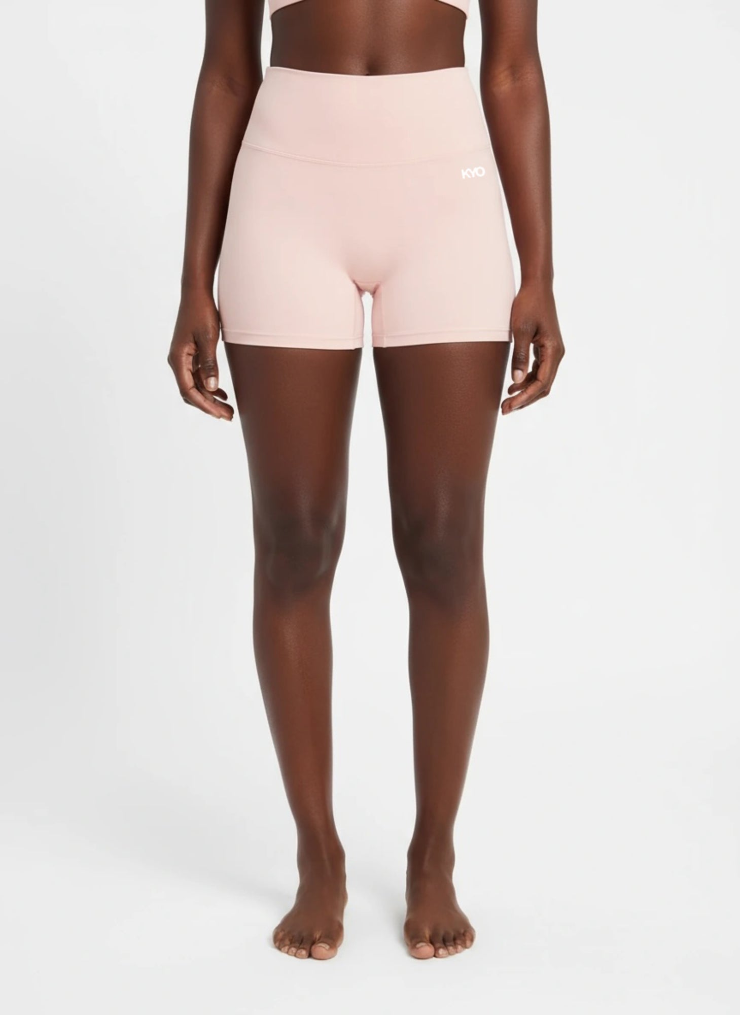 Uzume Scrunch Shorts Baby Pink