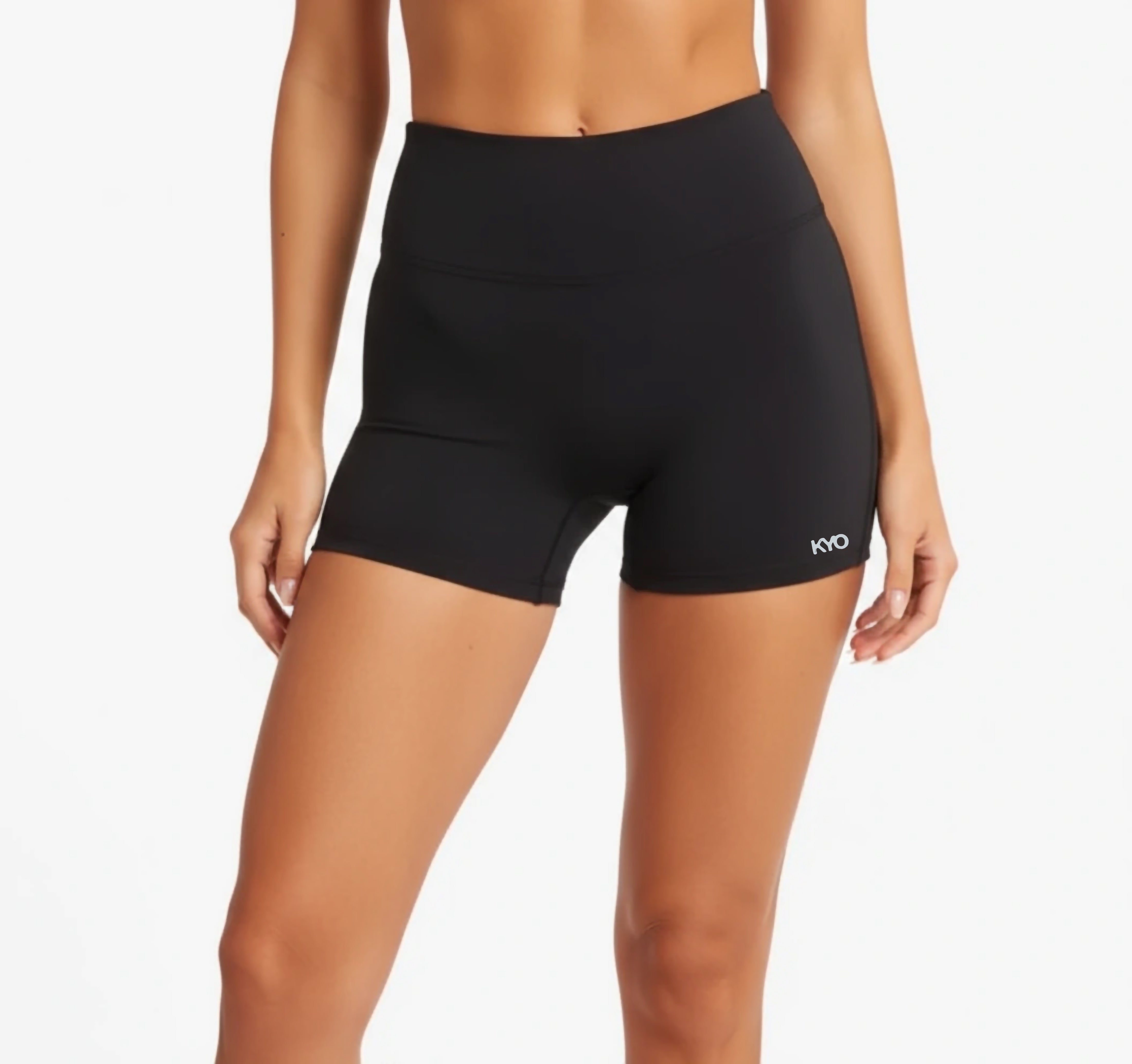 Uzume Scrunch Shorts Black