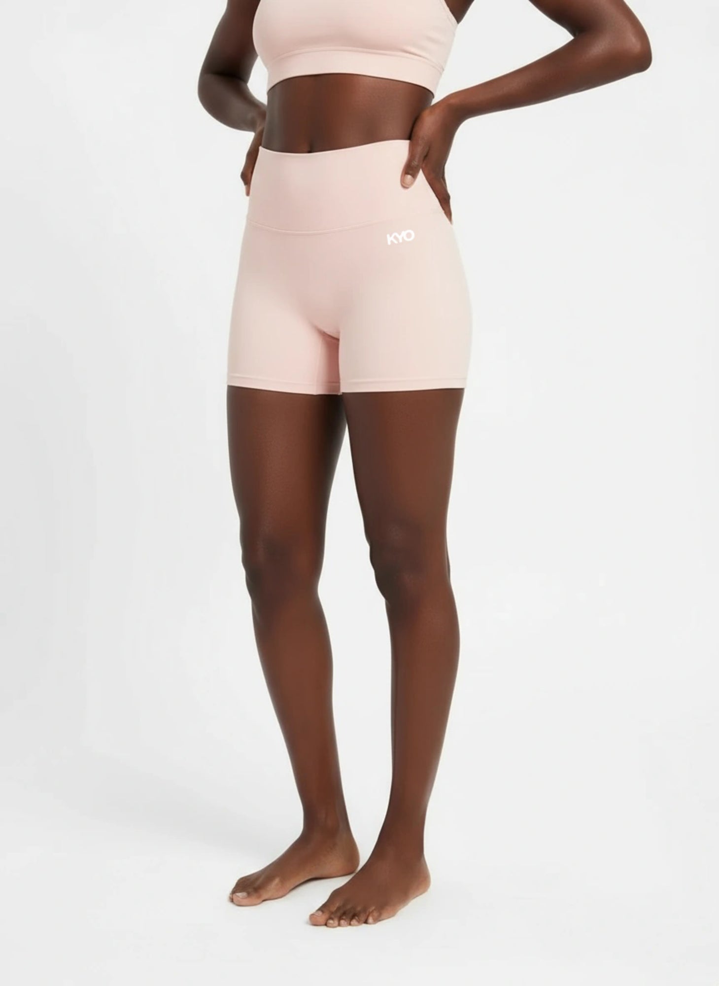 Uzume Scrunch Shorts Baby Pink