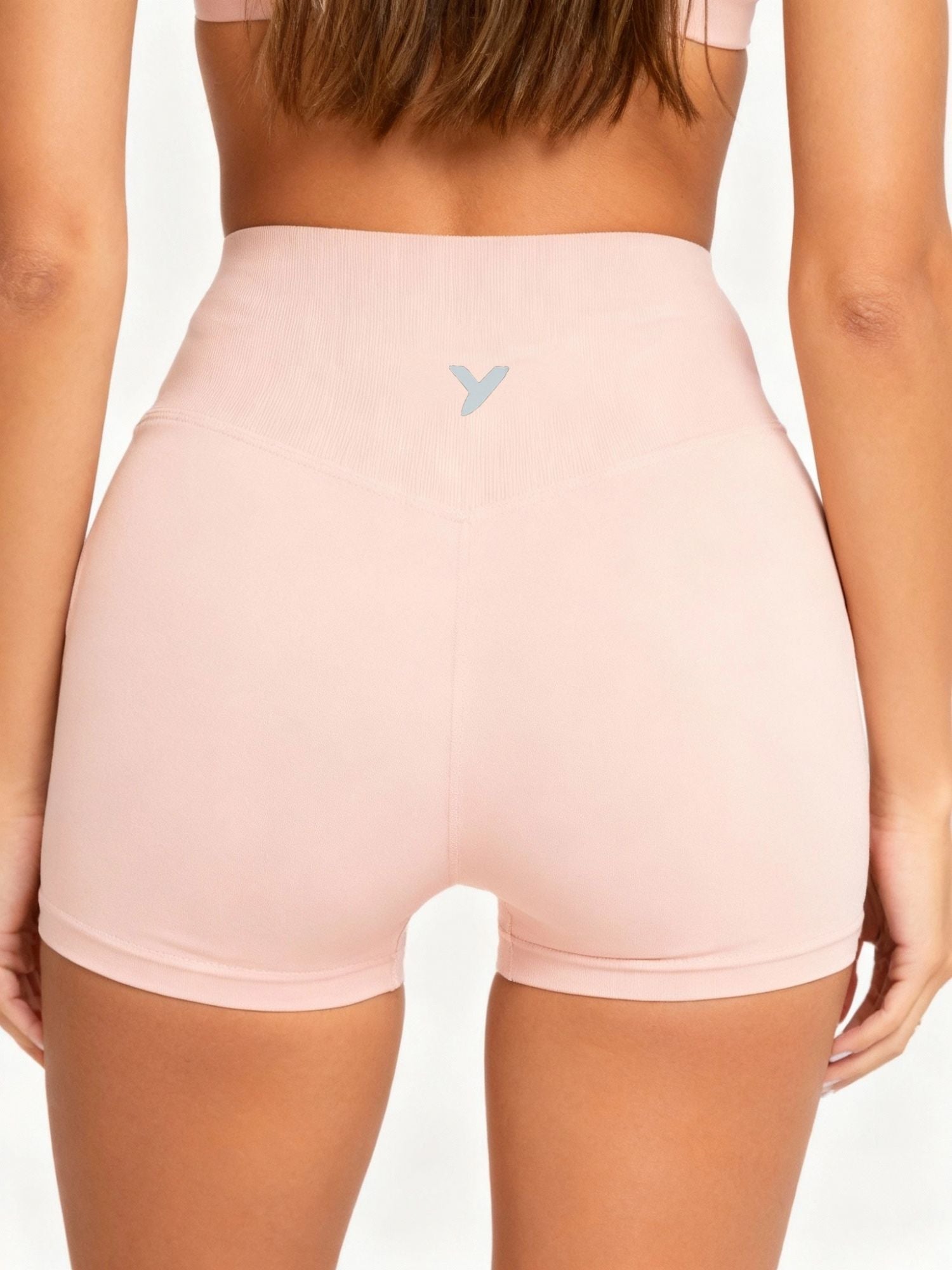 Uzume Scrunch Shorts Baby Pink