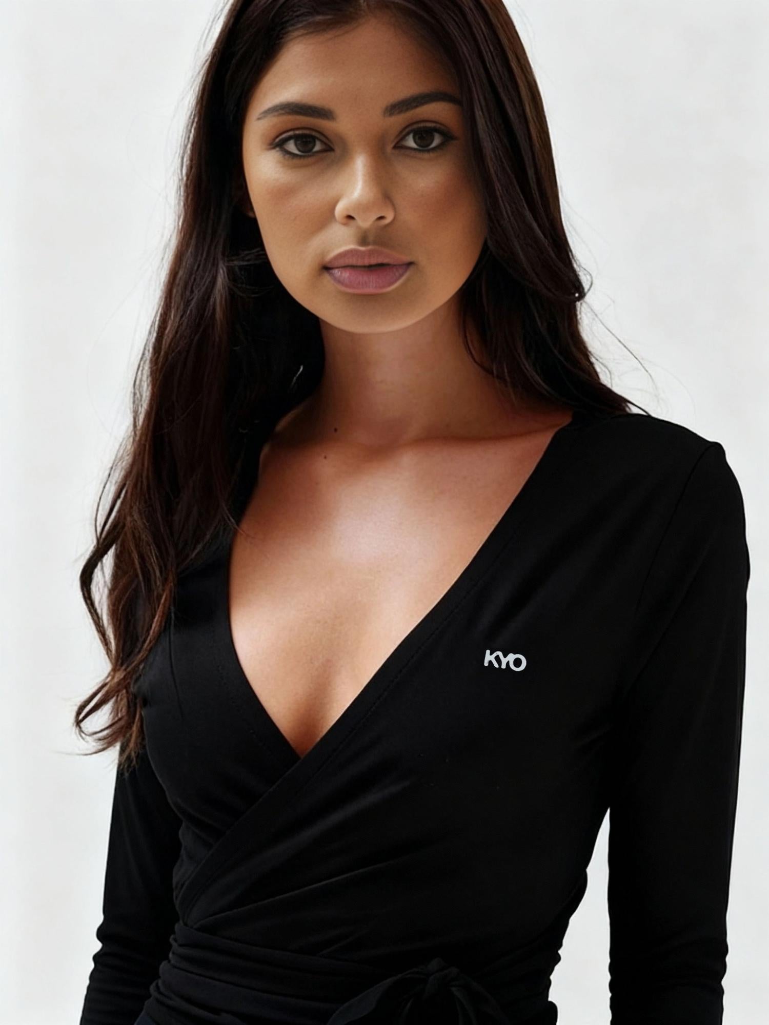 Uzume Ballet Wrap Top Black